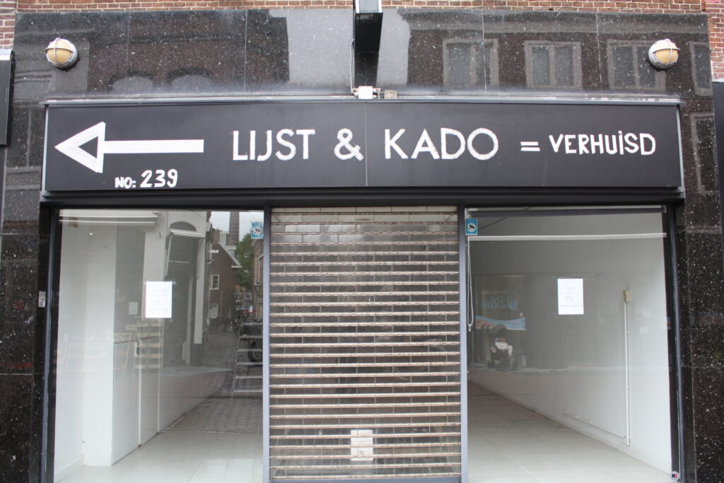 LIJST & KADO "lijstenmakerij en wenskaarten winkel in leiden"